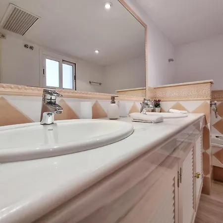 Luxury Hacienda With Sea Views