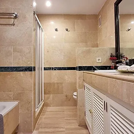 Luxury Hacienda With Sea Views Apartament
