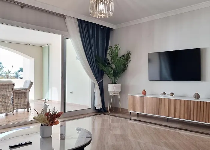 Luxury Hacienda With Sea Views * ماربيا