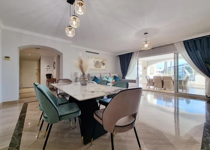 Luxury Hacienda With Sea Views * ماربيا