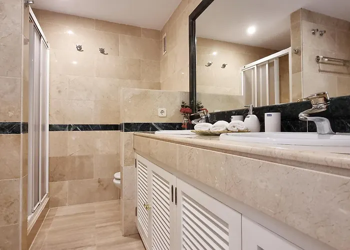 Luxury Hacienda With Sea Views ماربيا