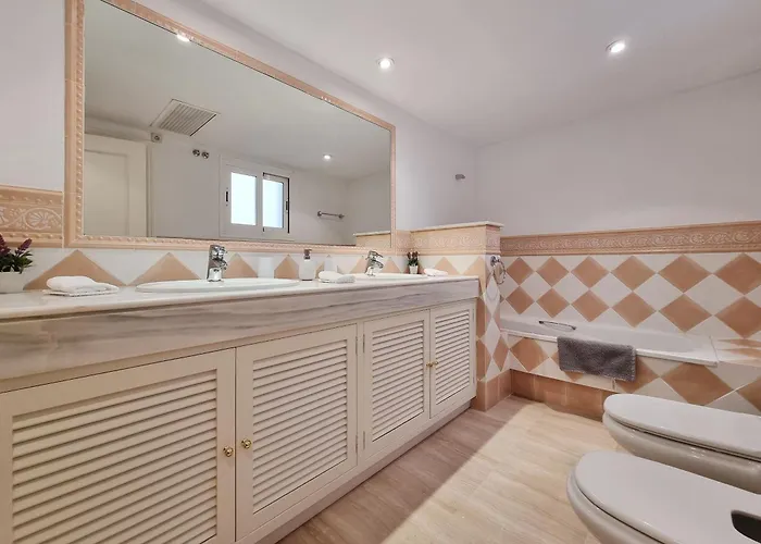 شقة Luxury Hacienda With Sea Views ماربيا