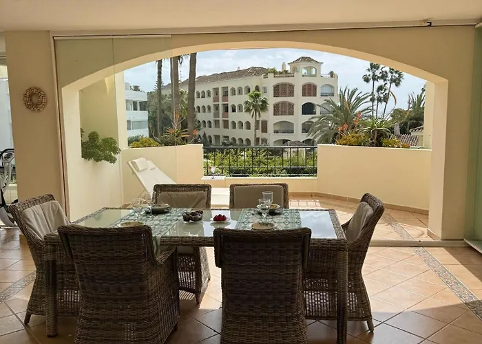Luxury Hacienda With Sea Views Lejlighed Marbella