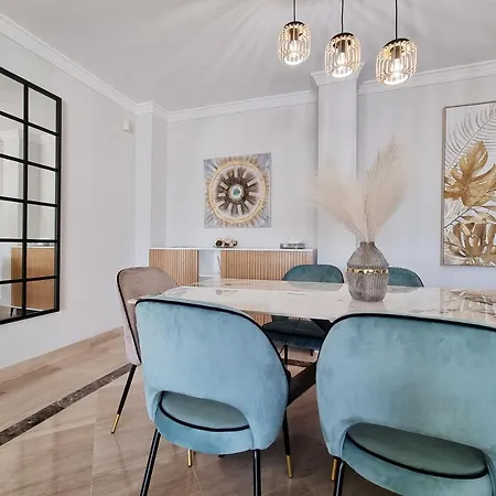 Luxury Hacienda With Sea Views מארבלה