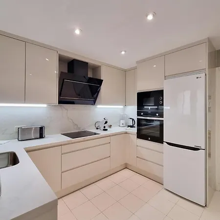 Luxury Hacienda With Sea Views מארבלה