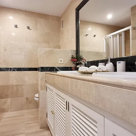 Luxury Hacienda With Sea Views מארבלה