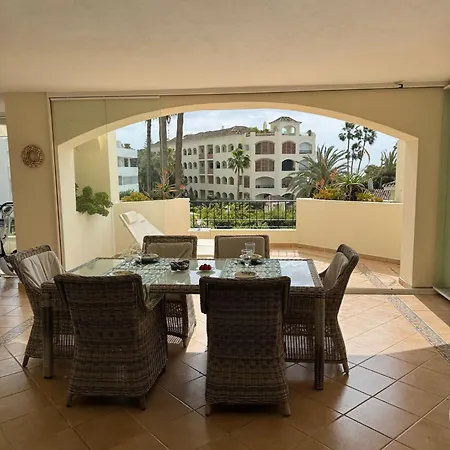 Luxury Hacienda With Sea Views דירה מארבלה
